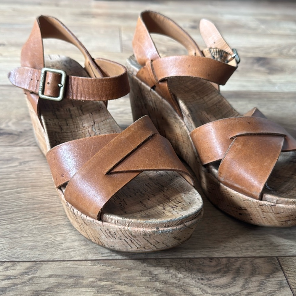 Kork-ease Wedge Danica platform leather wedge sandals size 9M